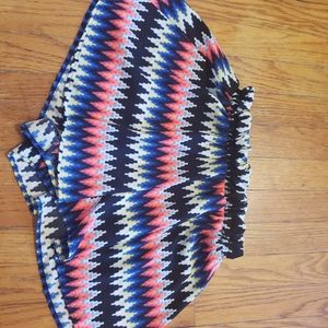 Black bead multicolored striped shorts size 2